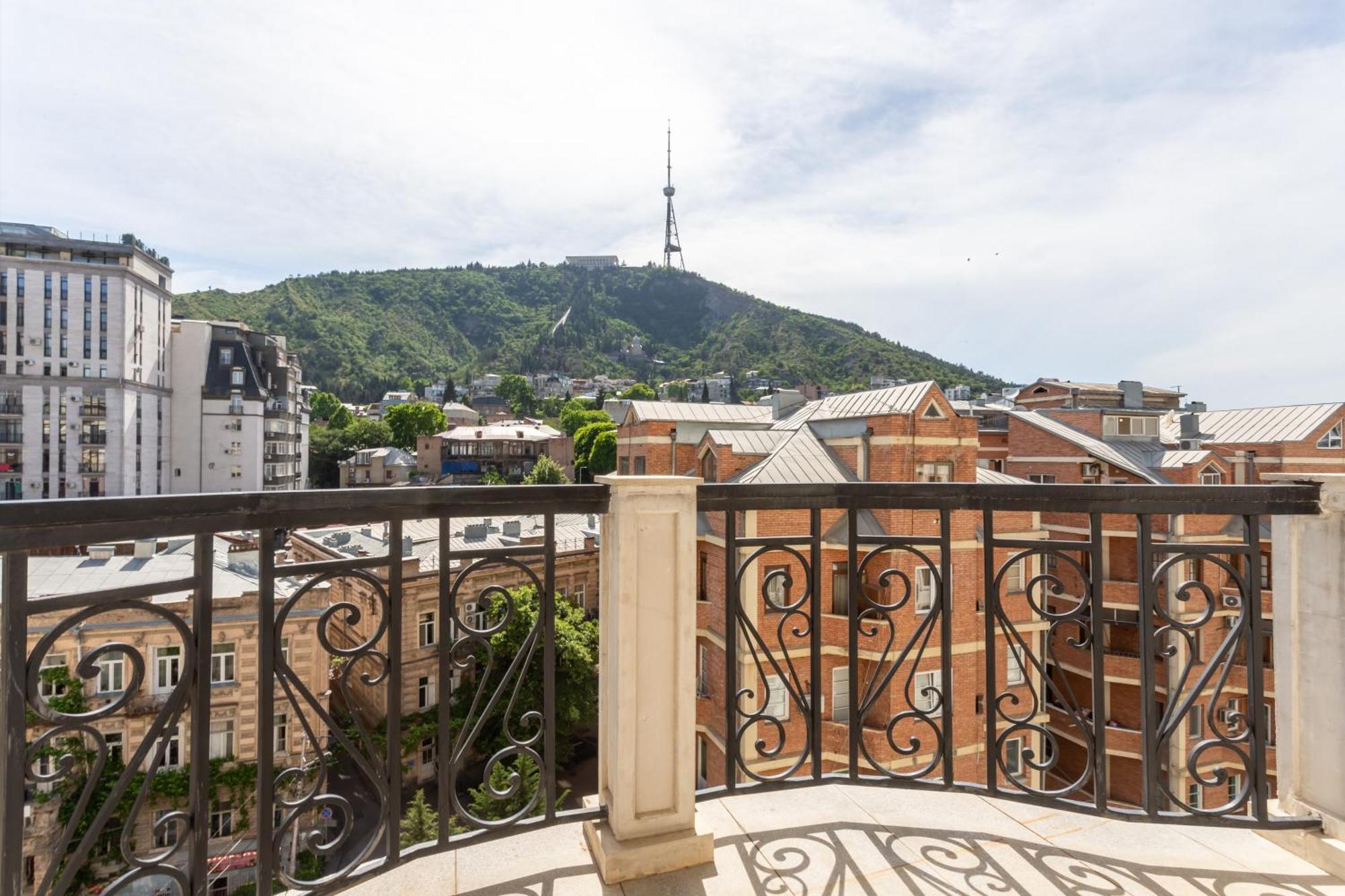 Cosy Apartment In The City Centre Tiflis Exterior foto