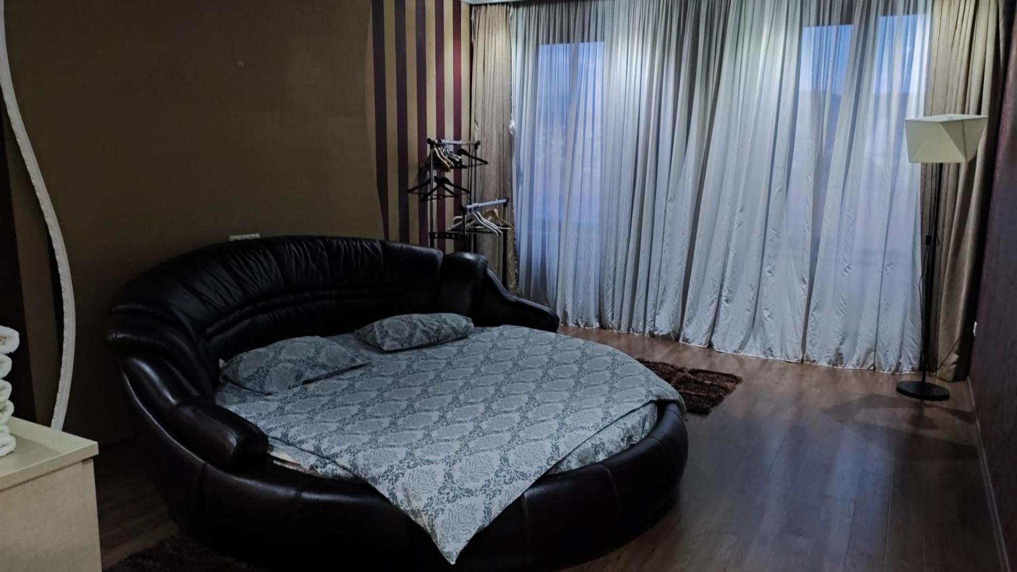 Cosy Apartment In The City Centre Tiflis Exterior foto
